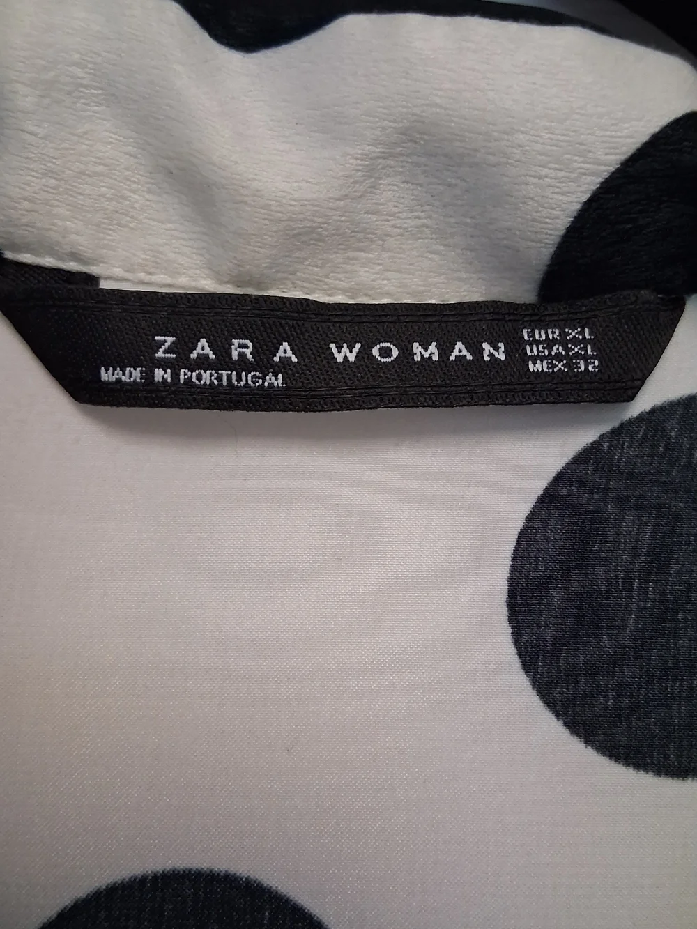 XL Zara Black and White Polka Dot Tie-Neck Blouse With Pearl Cuffs - Picture 7 of 12